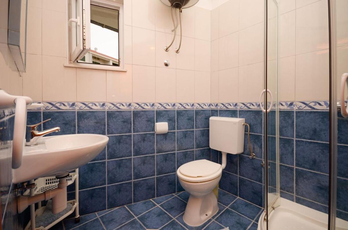 Apartments Silvana โตรกีร์ ภายนอก รูปภาพ