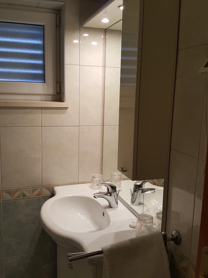 Apartments Silvana โตรกีร์ ภายนอก รูปภาพ